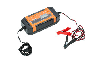 Redresor/incarcator acumulator cu microprocesor Villager VCBM 8.0 