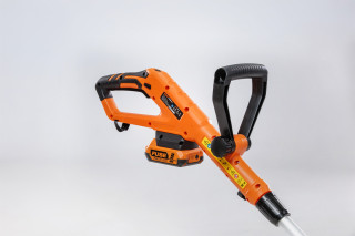 Dispozitiv pentru curățare alei FUSE Villager VFB 2220 