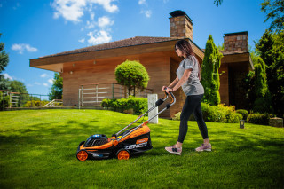 Mașină de tuns cu acumulator ZEN Villager LM 4010 E 