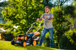 Mașină de tuns cu acumulator ZEN Villager LM 4111 E Matic 