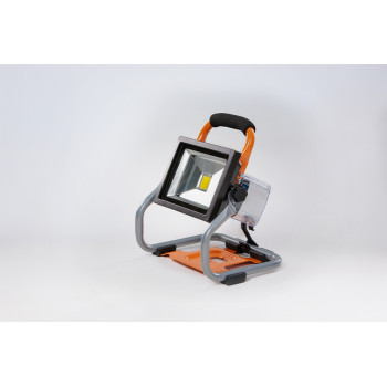 Fuse proiector LED portabil  VILLAGER VLN 9320 