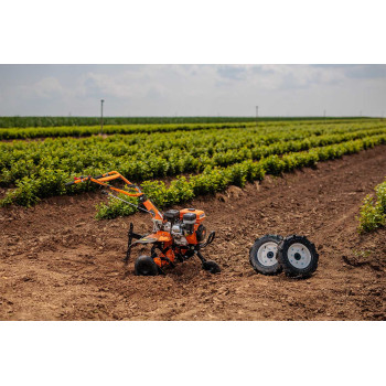 Motocultor Villager VTB 8422 P - cu un plug 