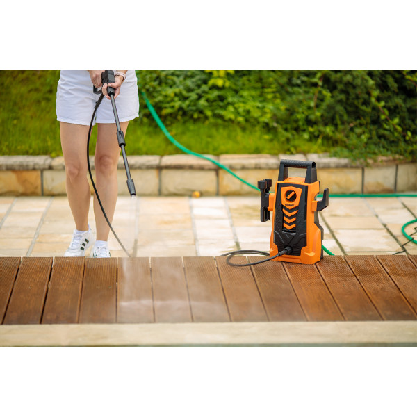Aparat de spalat cu presiune VHW 80 
