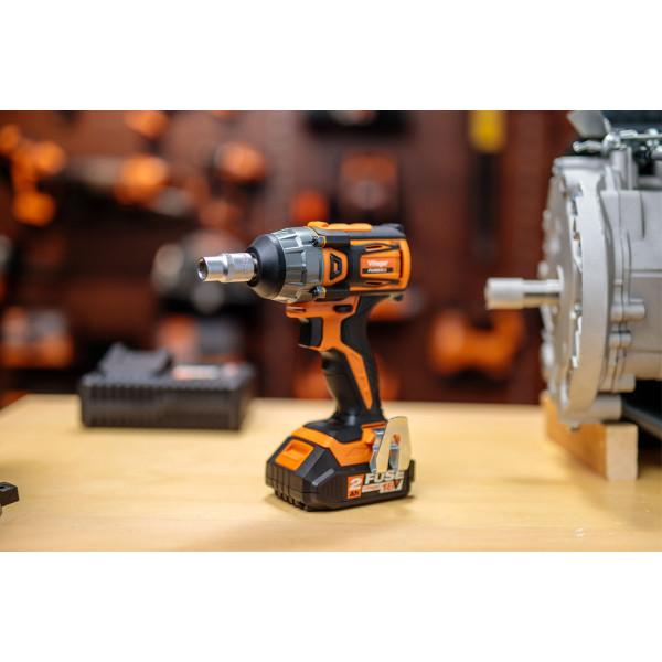 Masina de insurubat cu percutie Fuse VLP 5320 