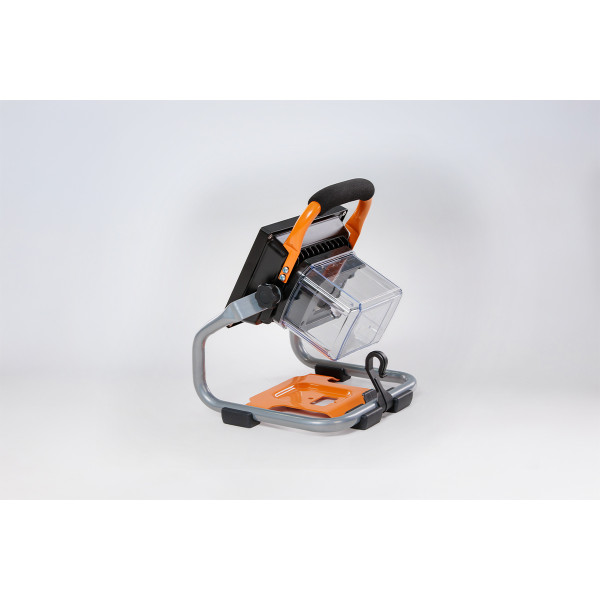 Fuse proiector LED portabil  VILLAGER VLN 9320 