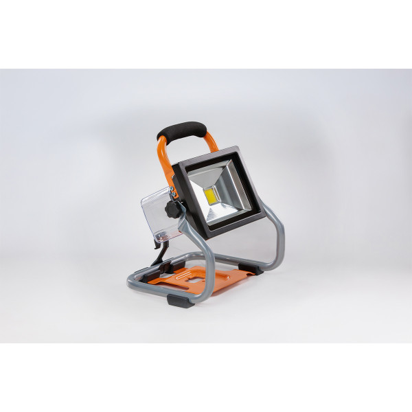 Fuse proiector LED portabil  VILLAGER VLN 9320 