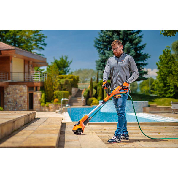 Dispozitiv pentru curățare alei FUSE Villager VFB 2220 