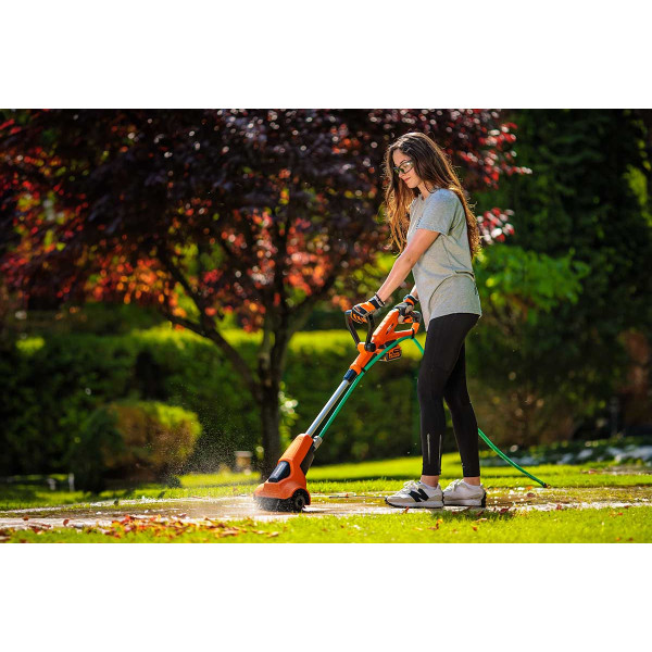 Dispozitiv pentru curățare alei FUSE Villager VFB 2220 