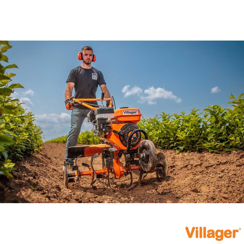 Motocultor Villager VTB 8422 P - cu un plug 